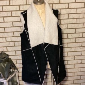 1.State / Black faux Sterling vest  Size L